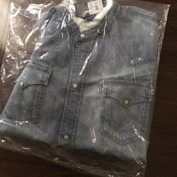 Meet your Posher, Travis - Picture 1 of 1